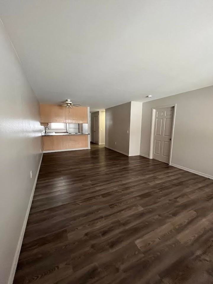 Quail Court Apartments - Photo 3 of 9