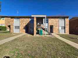 featured image of 1305 Indian Trail #A