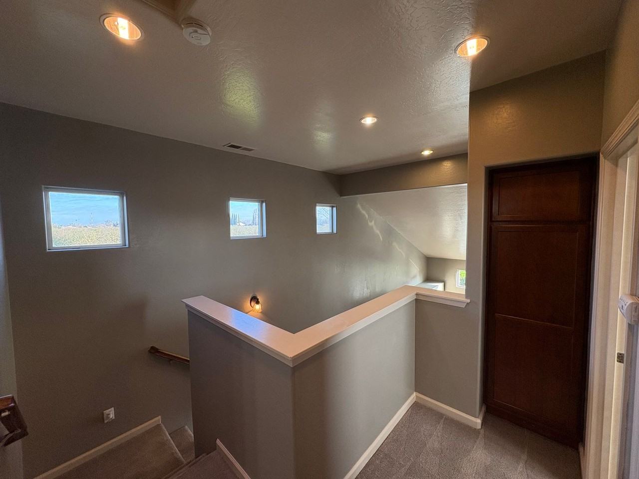 3310 N Tilden Ct - Photo 7 of 35