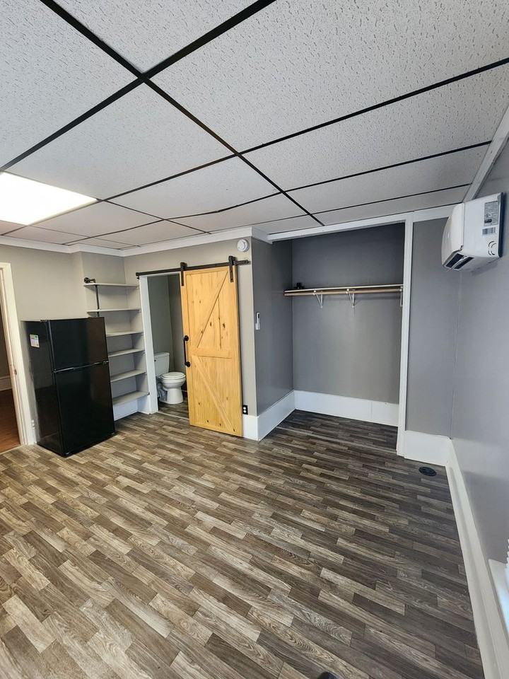 418 S Union St Apt A - Photo 5 of 6