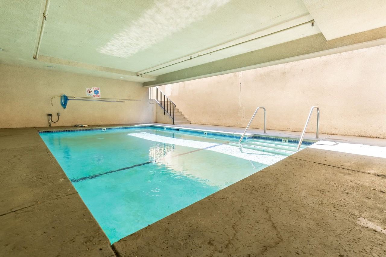 4532 Murietta Ave - Photo 3 of 7