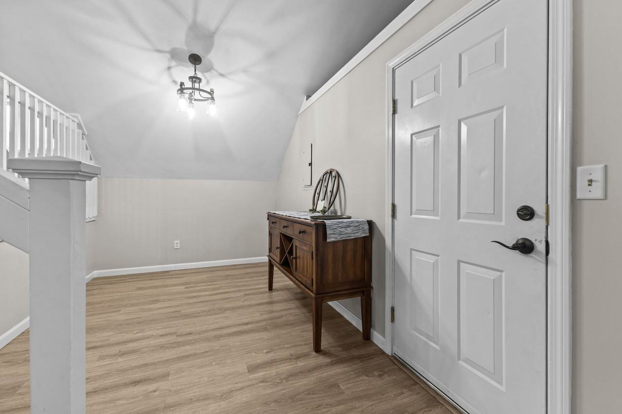 128 Grand Ave - Photo 2 of 22