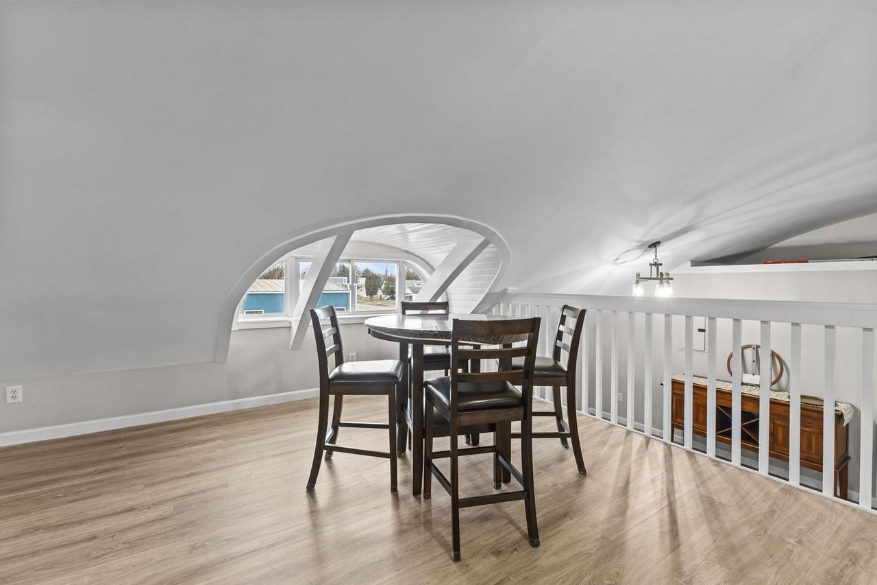 128 Grand Ave - Photo 7 of 22