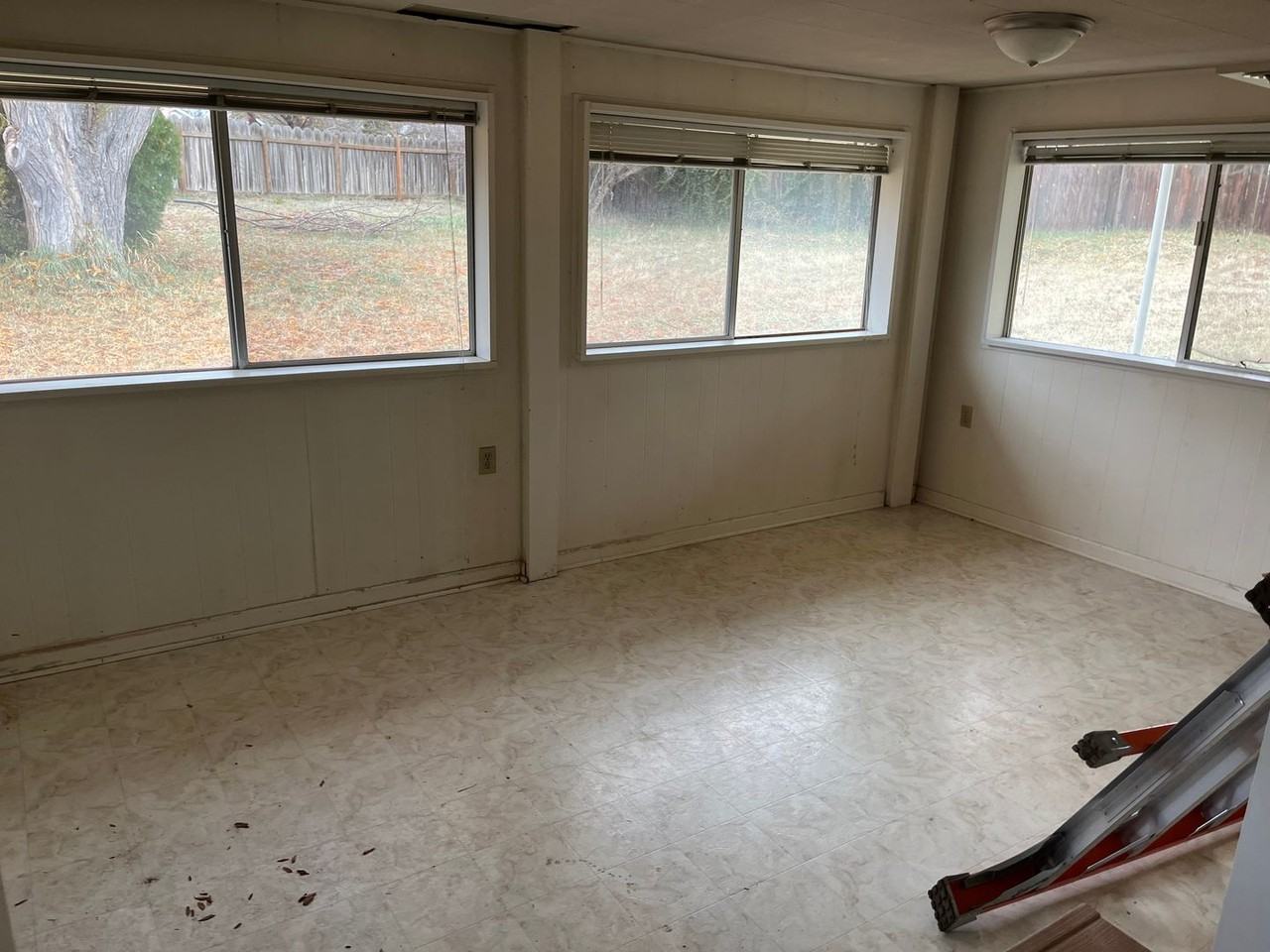 212 Westover Dr - Photo 6 of 12