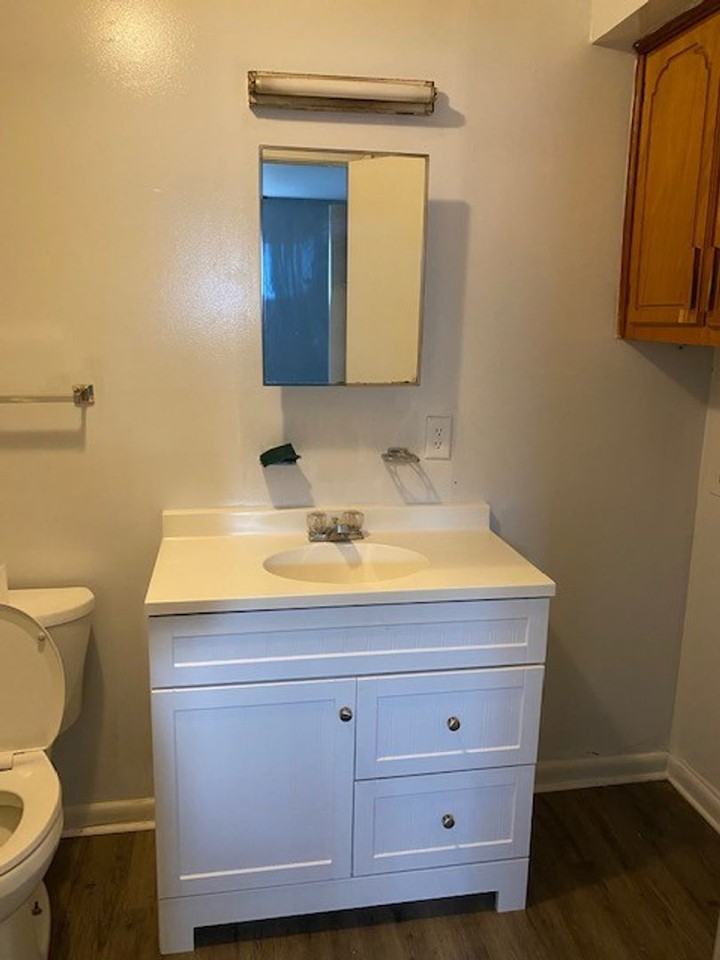 1117 1117 Green Tee Rd - 2 A - Photo 4 of 6