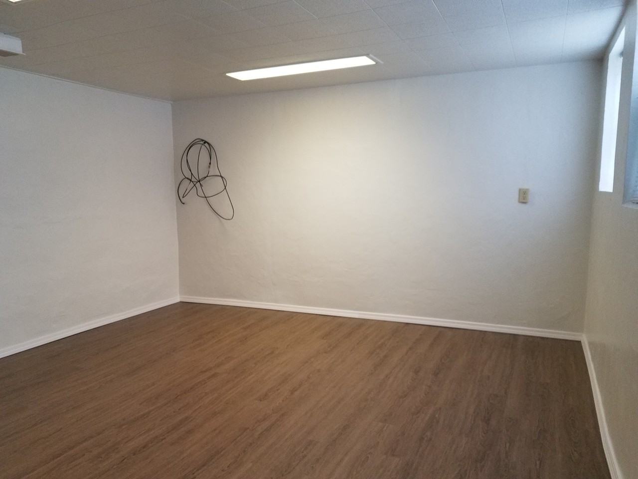 1601 S Main St #C - Photo 3 of 12