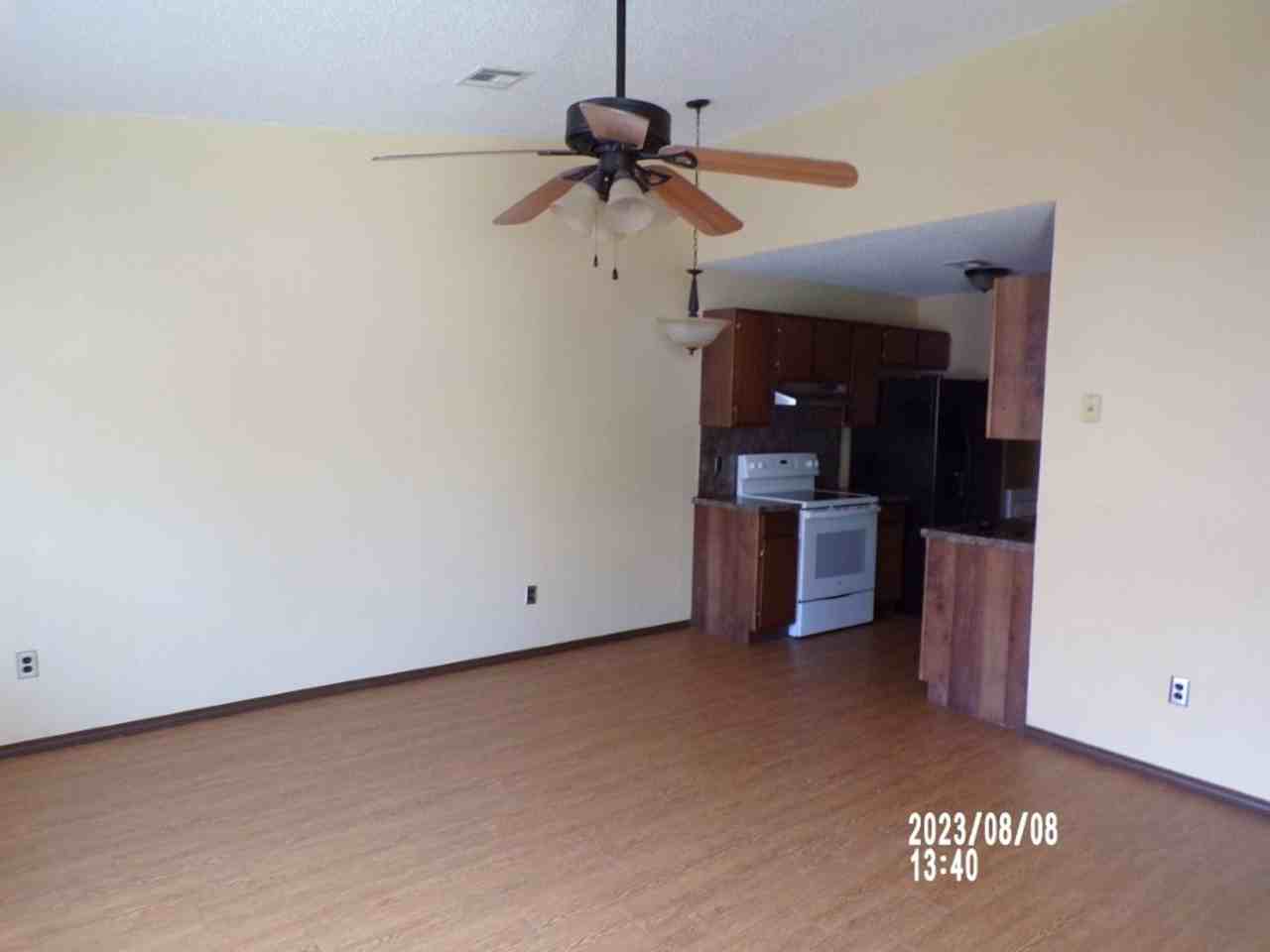 6109 Nw Elm Ave #B - Photo 3 of 10