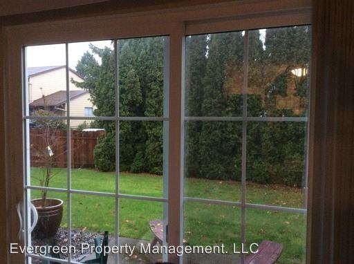 234 SW Wallula Ave - Photo 3 of 11