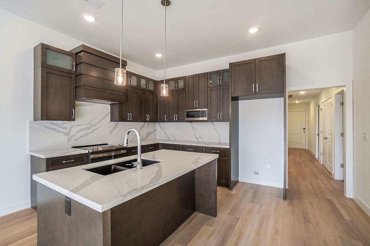 3727 Nw 93rd St - Photo 2 of 16