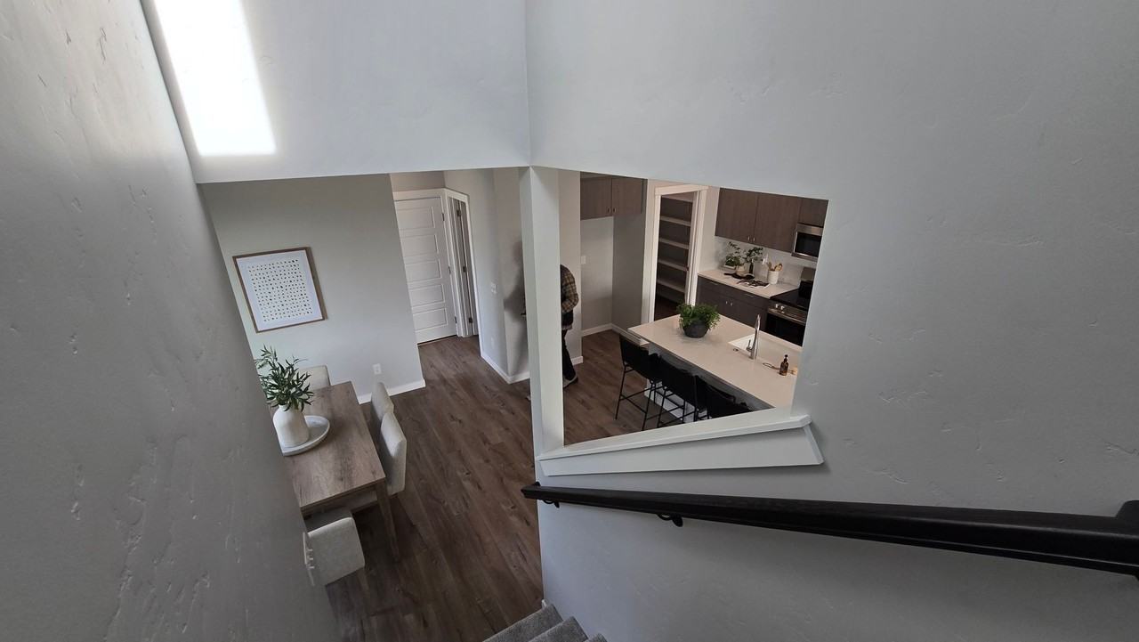 8828 W Hill Road Pkwy - Photo 3 of 36