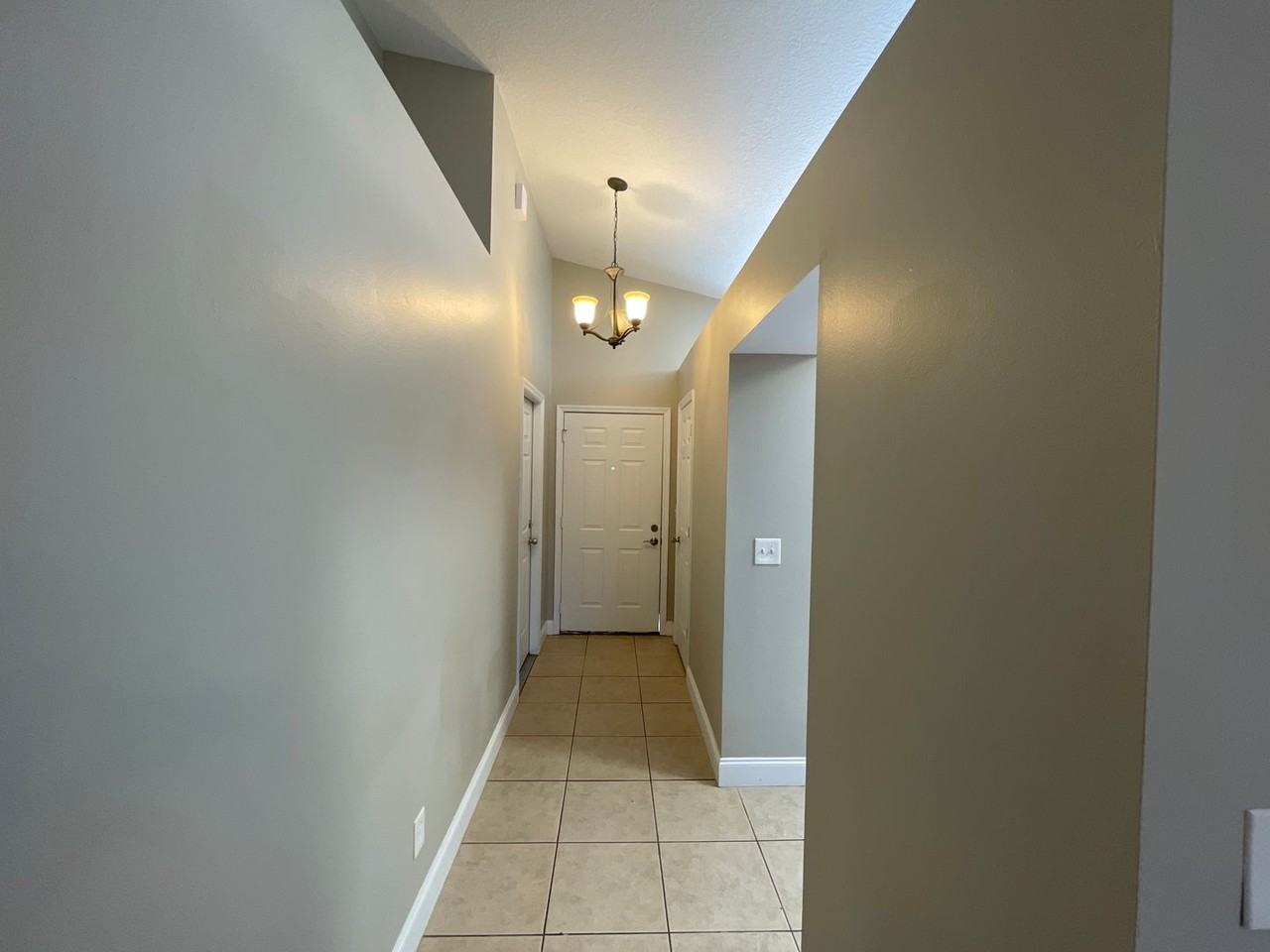 810 Montana Ave - Photo 5 of 20