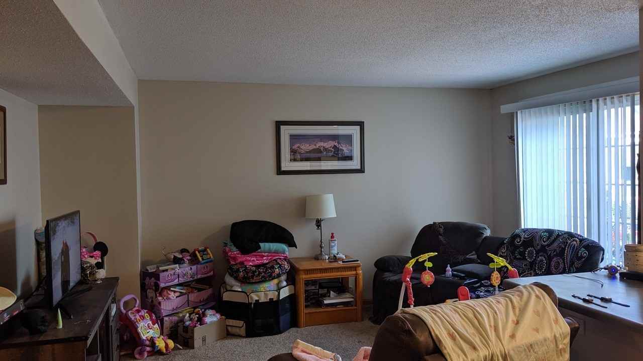 5730 4th St Ne - Photo 4 of 20