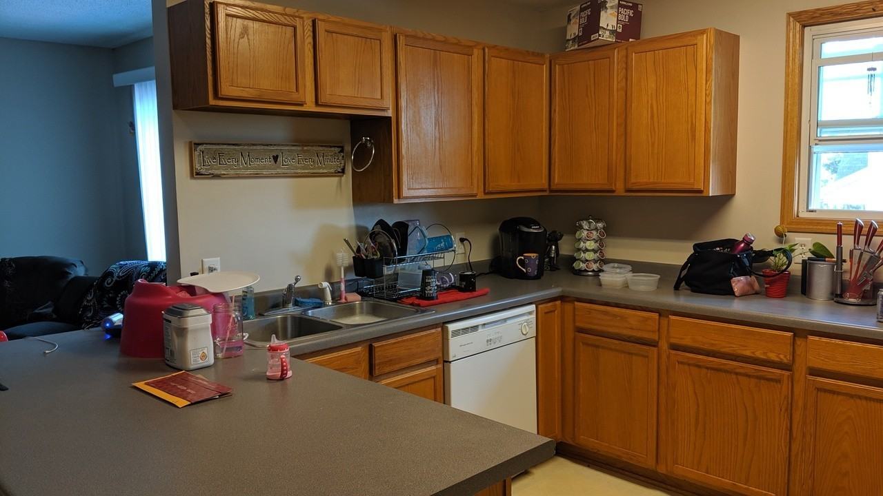 5730 4th St Ne - Photo 7 of 20