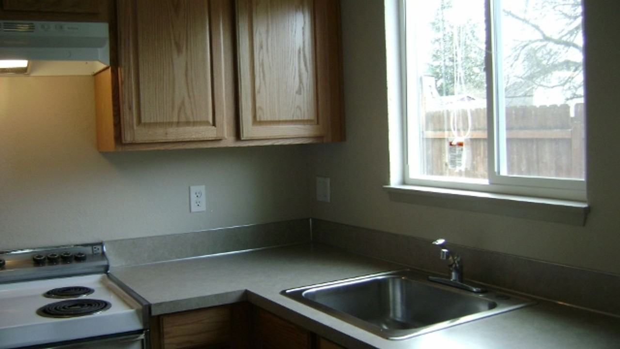 1214 12th Avenue Northwest - Photo 2 of 15