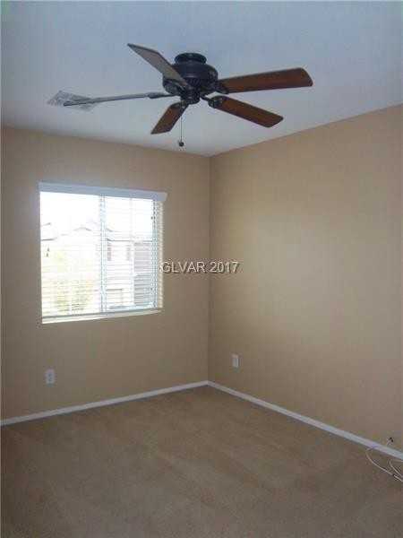 3761 Hollycroft Dr - Photo 6 of 14