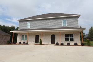 featured image of 2000 Downs Way