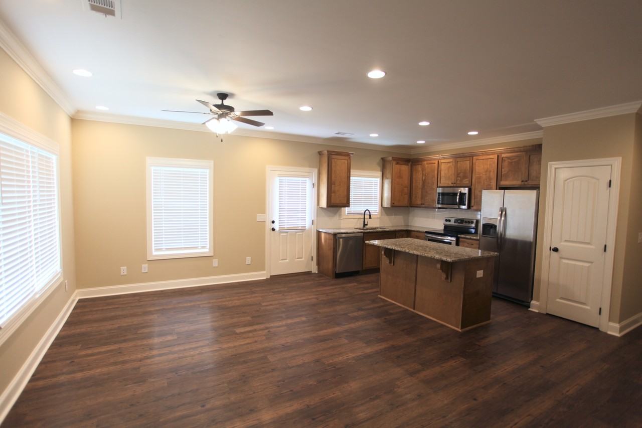 2000 Downs Way - Photo 3 of 19