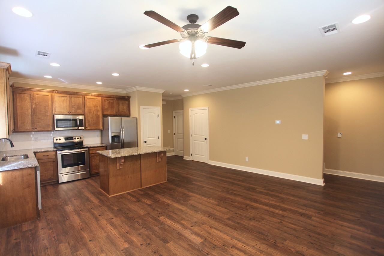 2000 Downs Way - Photo 4 of 19