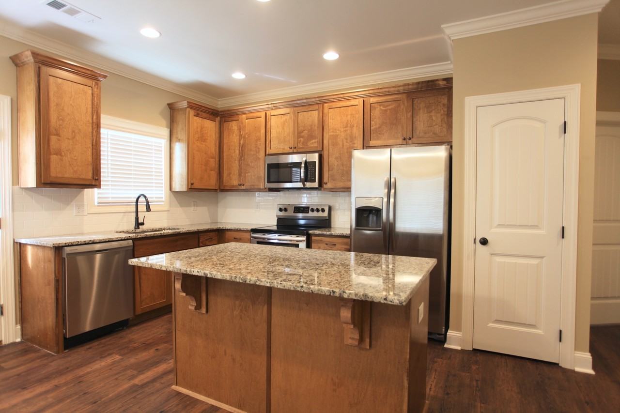 2000 Downs Way - Photo 5 of 19