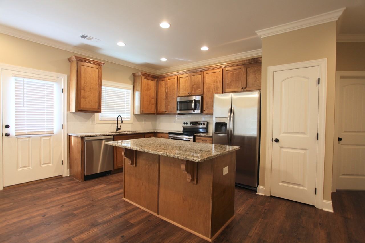 2000 Downs Way - Photo 6 of 19