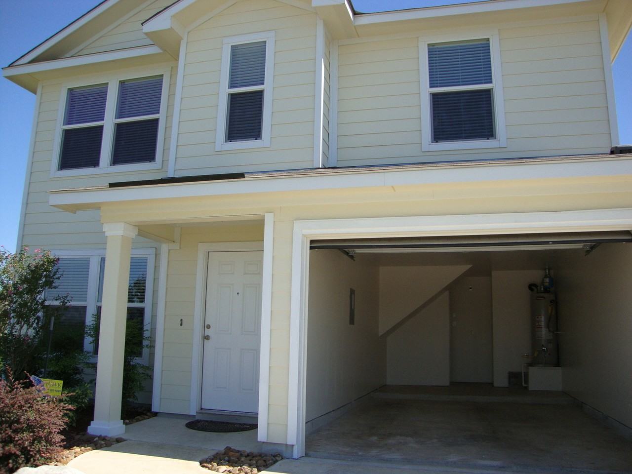 2338 Camberly Vw - Photo 2 of 18