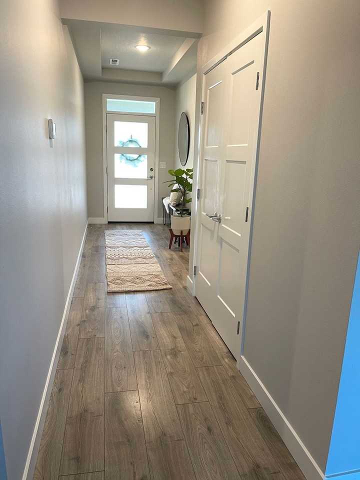 4658 Village View St - Photo 5 of 24