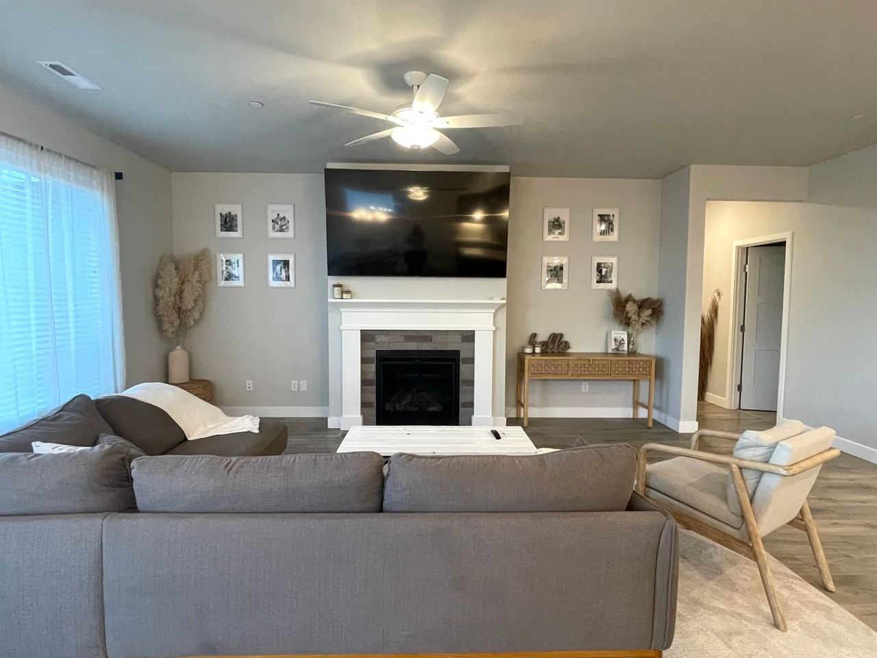4658 Village View St - Photo 7 of 24