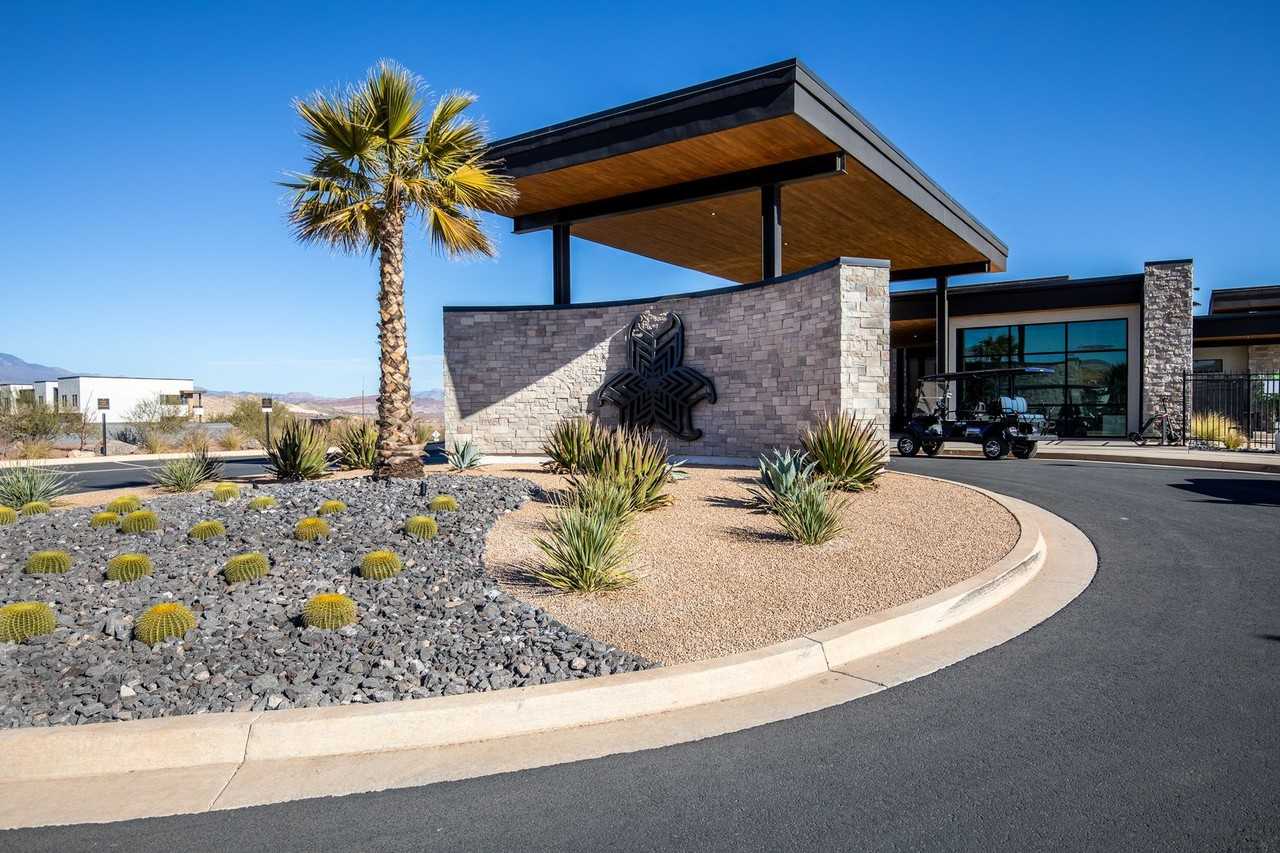 2943 E Corral Hollow Dr - Photo 6 of 35