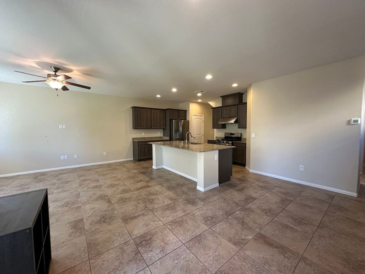 9214 White Sapphire Ct - Photo 3 of 30