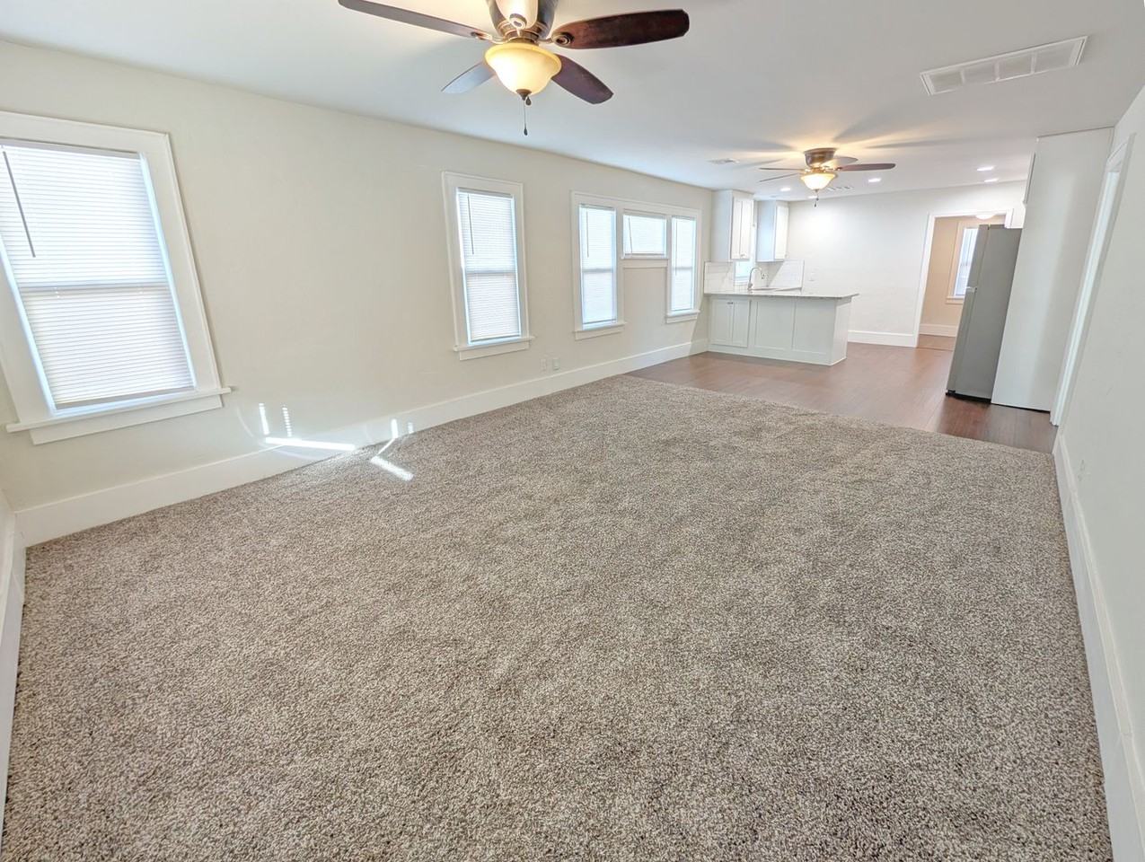 2237 Nw 33rd St - Photo 2 of 13