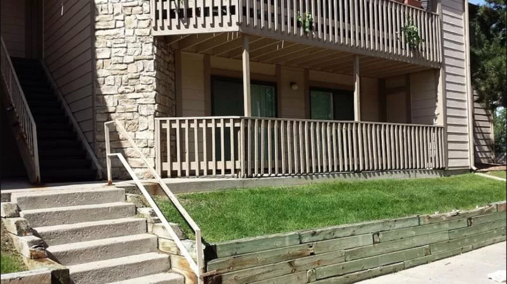 18033 E Ohio Ave Apt 101