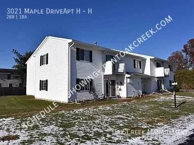 3021 3021 Maple DriveApt H #H - Photo 2 of 18