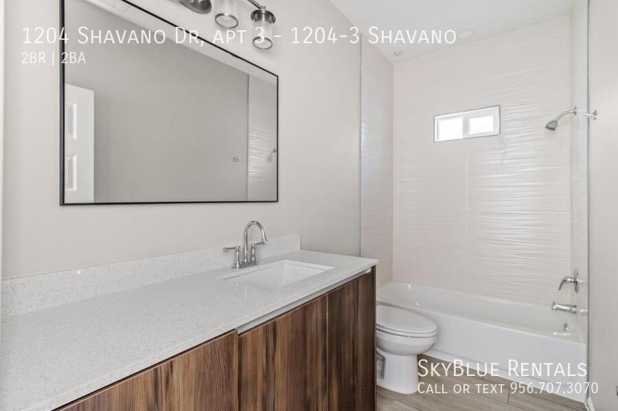 1204 Shavano Dr - Photo 7 of 15