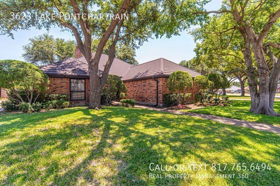 3623 Lake Pontchartrain Dr - Photo 2 of 25