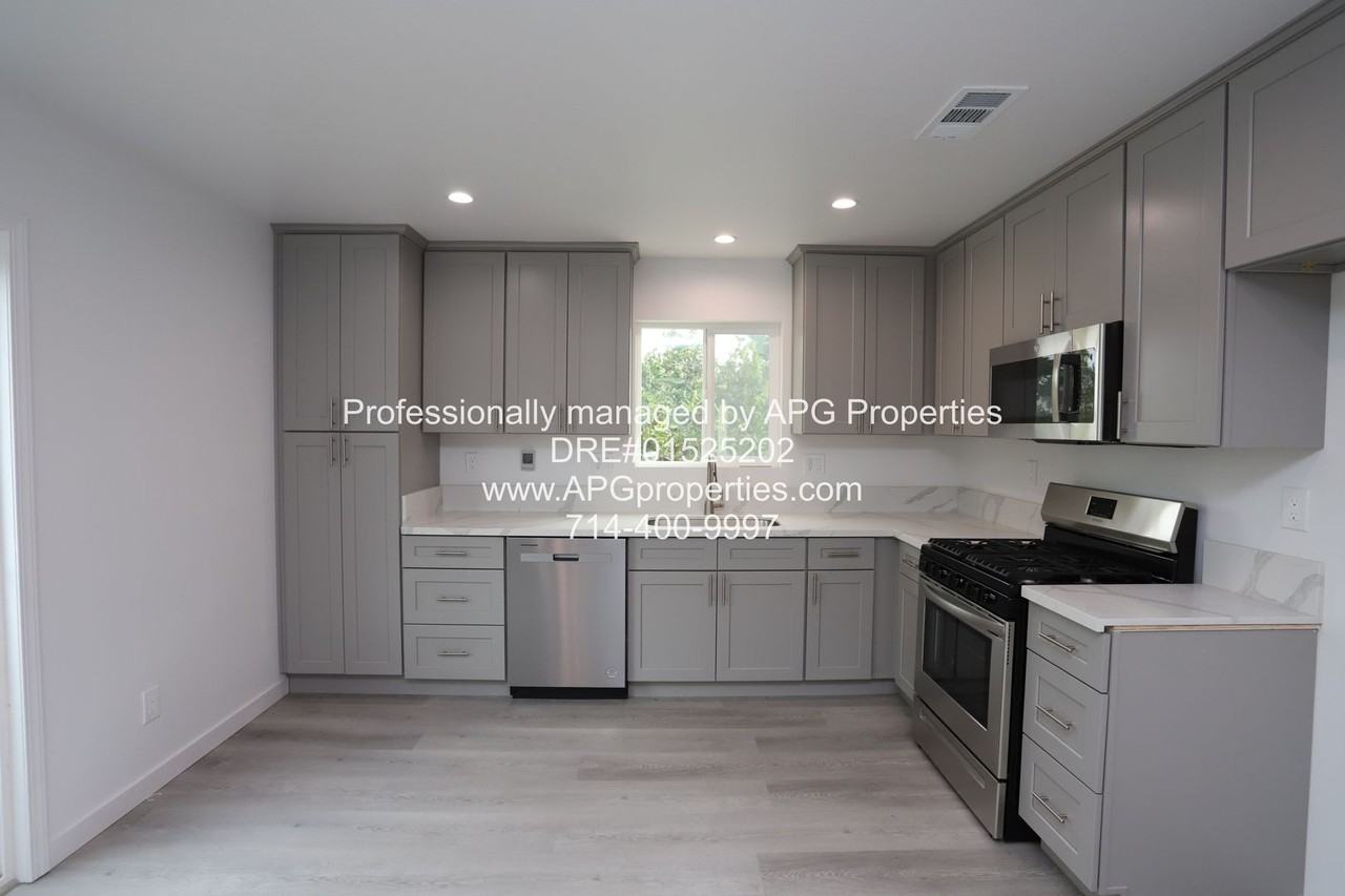 838 S Gilbuck Dr #B - Photo 5 of 15