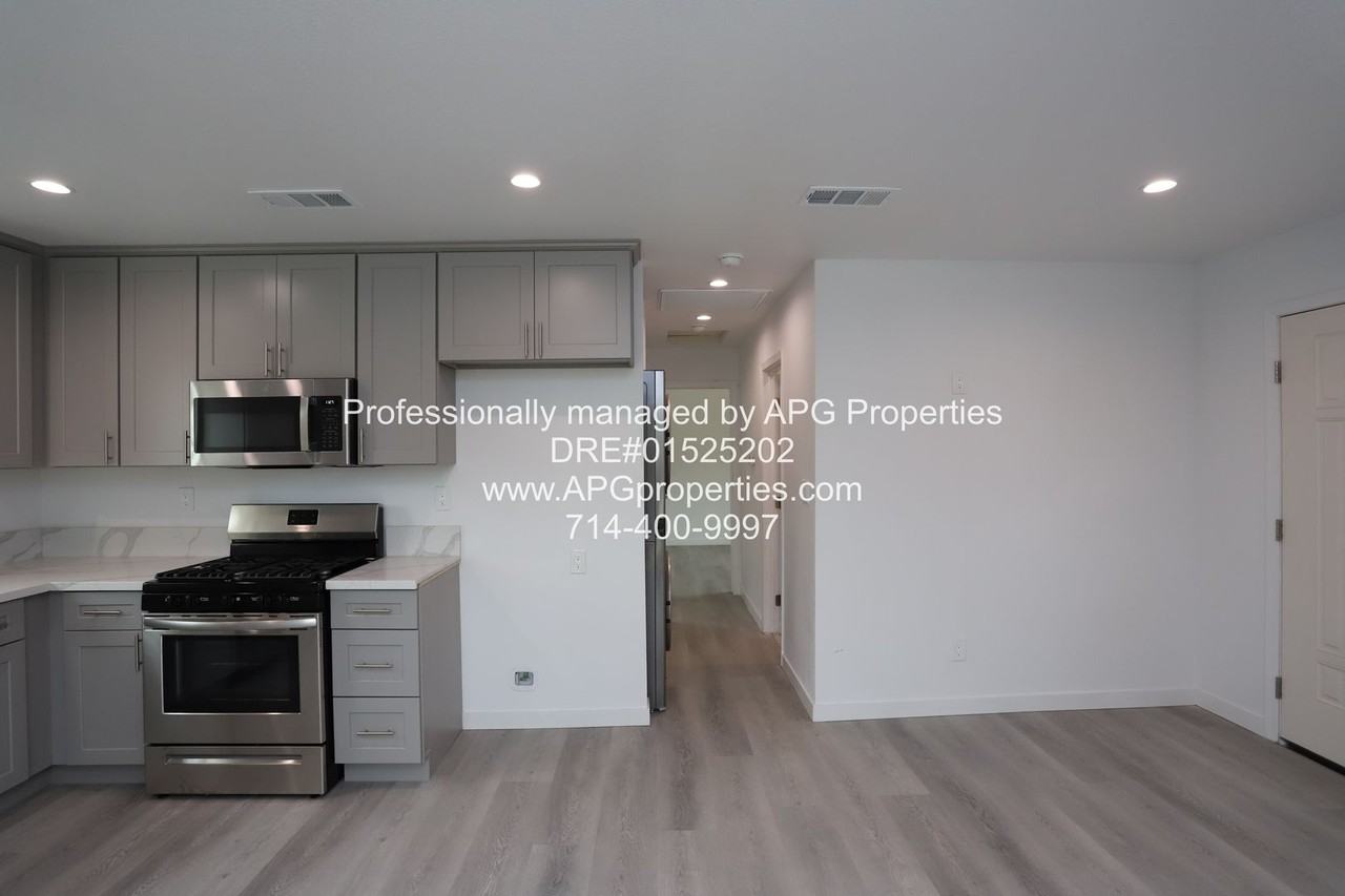 838 S Gilbuck Dr #B - Photo 7 of 15