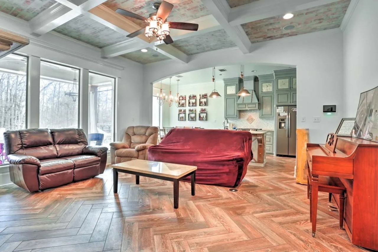 111 Haymarket Ct - Photo 3 of 24