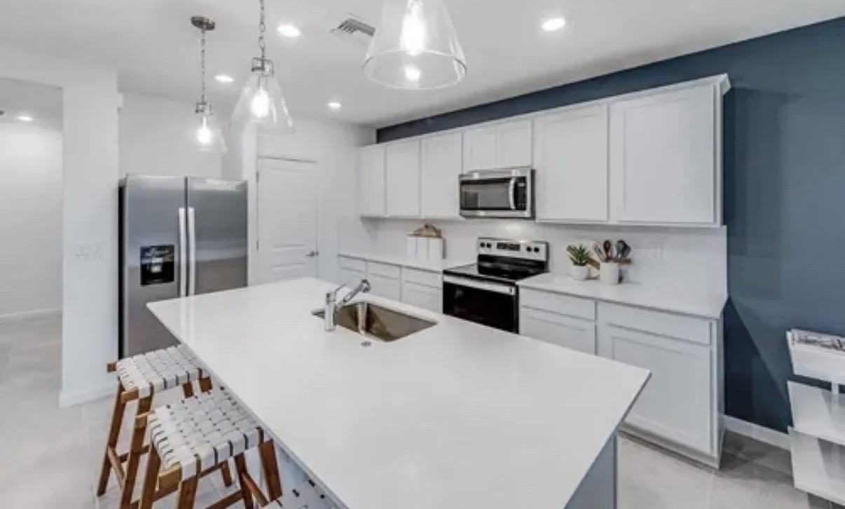 1541 Fells Cove Ln #1541 - Photo 3 of 5