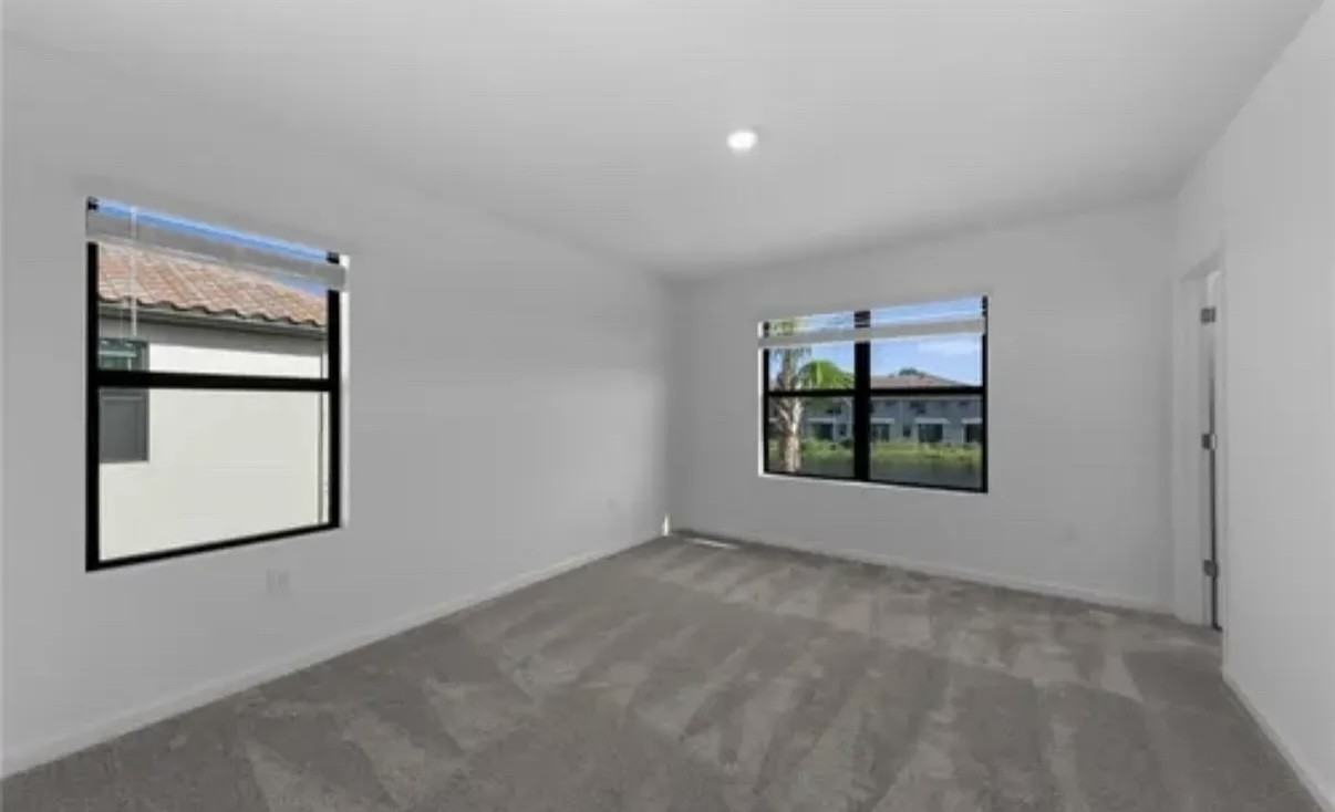 1541 Fells Cove Ln #1541 - Photo 4 of 5