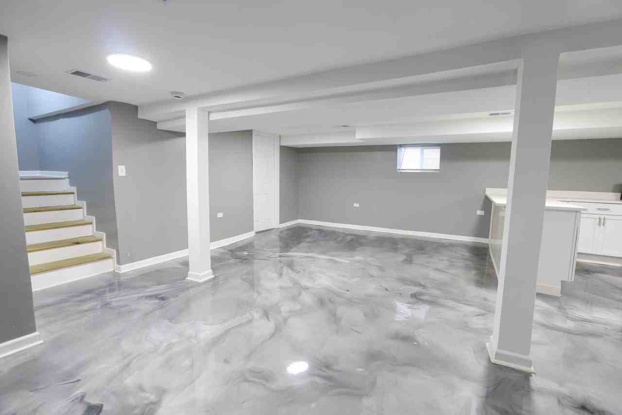 7541 S Jeffery Blvd - Photo 3 of 7