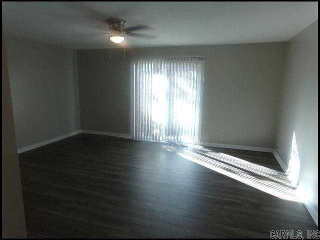 1807 Sanford Dr - Photo 2 of 10