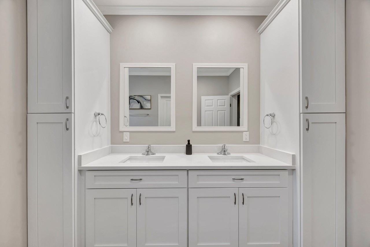 Melrose Ave S - Photo 4 of 16