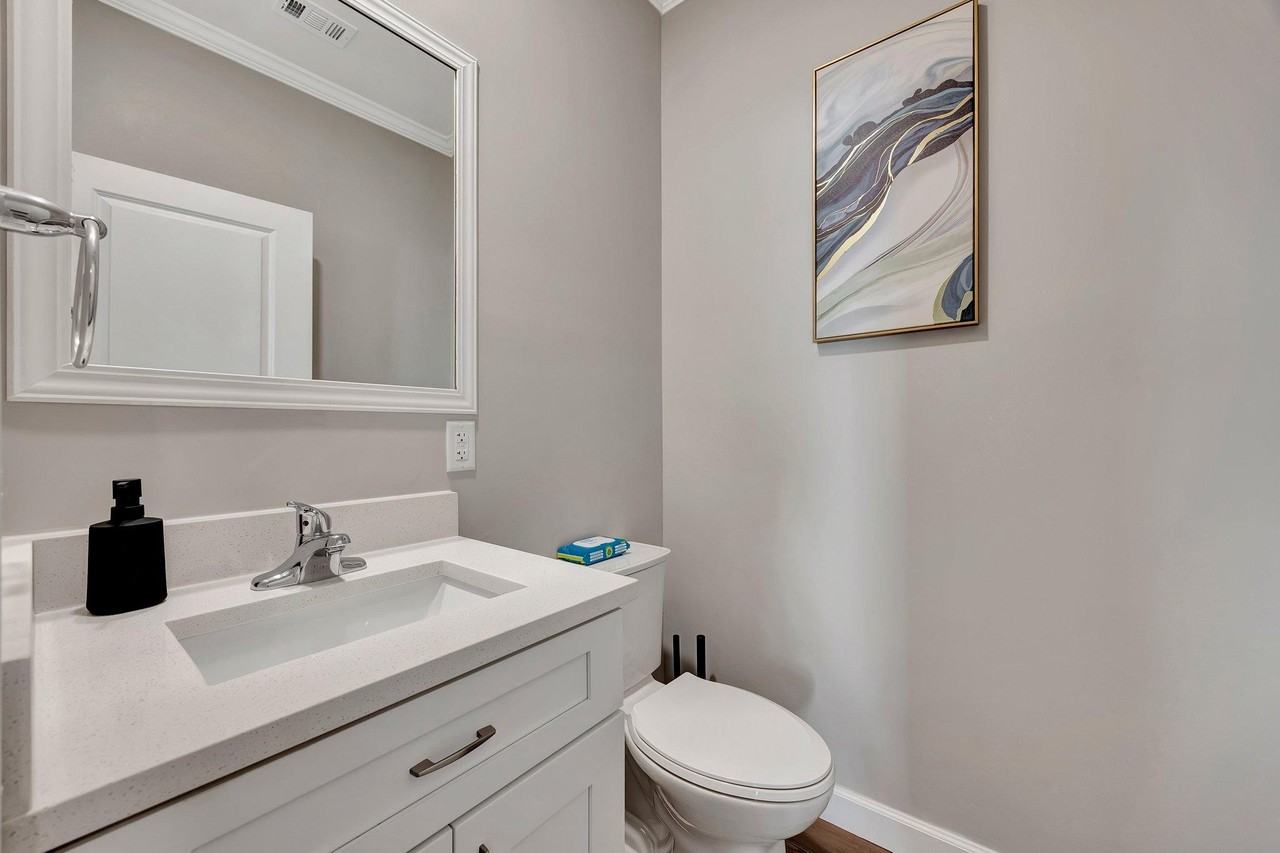 Melrose Ave S - Photo 6 of 16