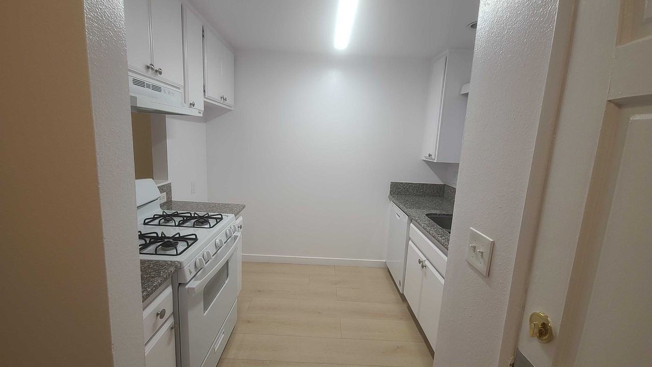 Friar St - Photo 7 of 26