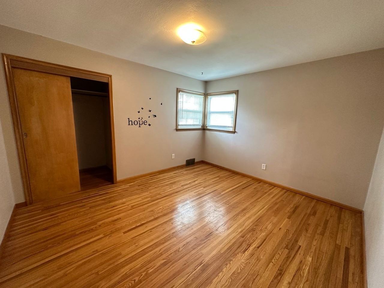 108 Seminole Ave - Photo 7 of 13