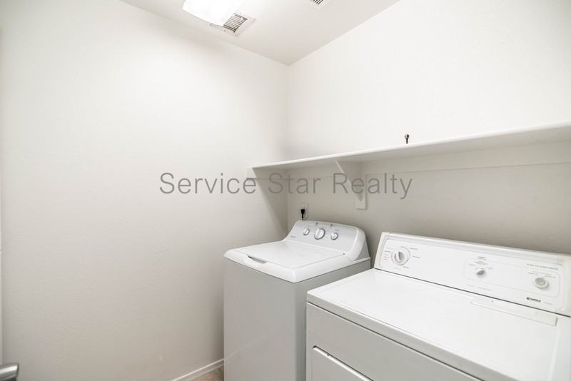 4510 E Verbena Dr - Photo 4 of 32