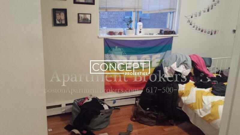 357 Faneuil St #5 - Photo 5 of 12