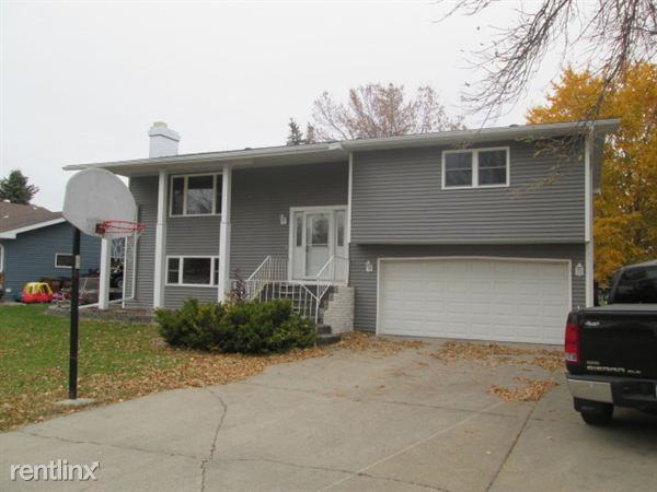 504 20th St NW - Photo 2 of 37