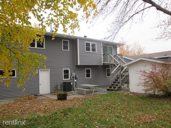 504 20th St NW - Photo 3 of 37