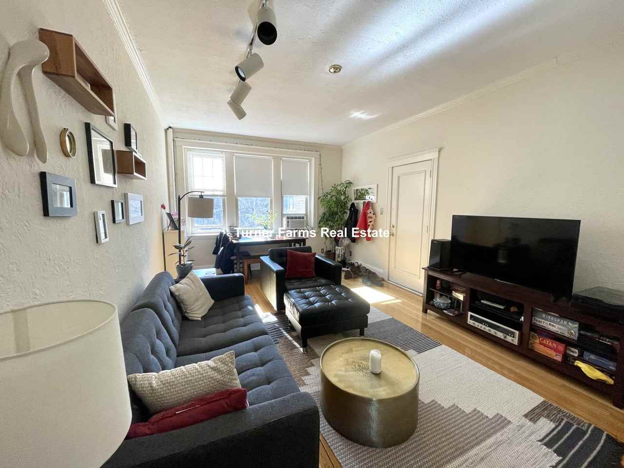 Alton Pl #4 - Photo 3 of 18